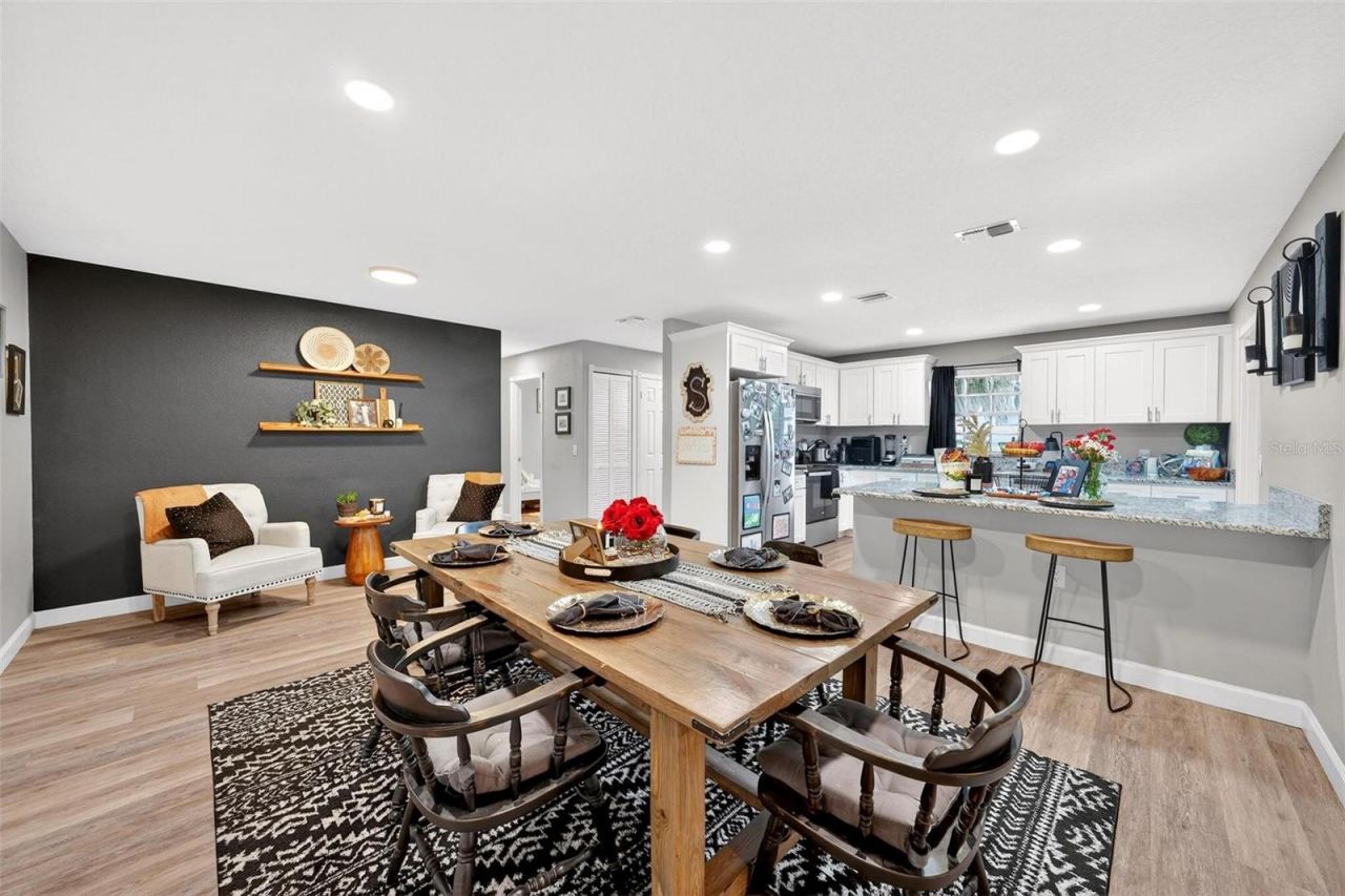 106 Portland Street, Eustis, FL 32726 Photo