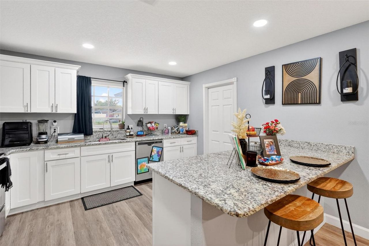 106 Portland Street, Eustis, FL 32726 Photo