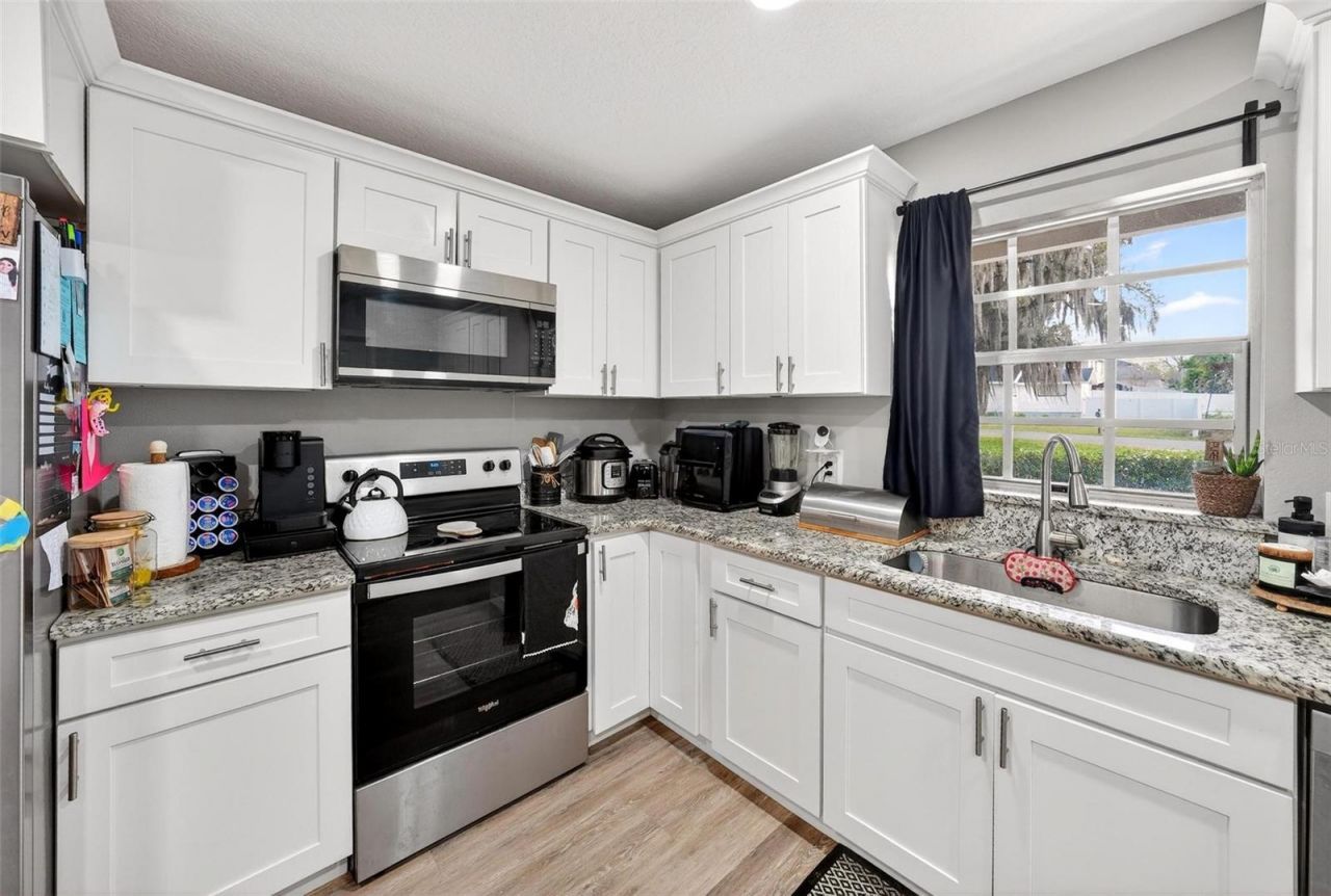 106 Portland Street, Eustis, FL 32726 Photo