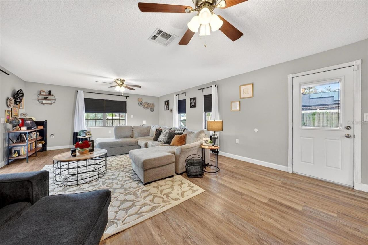 106 Portland Street, Eustis, FL 32726 Photo