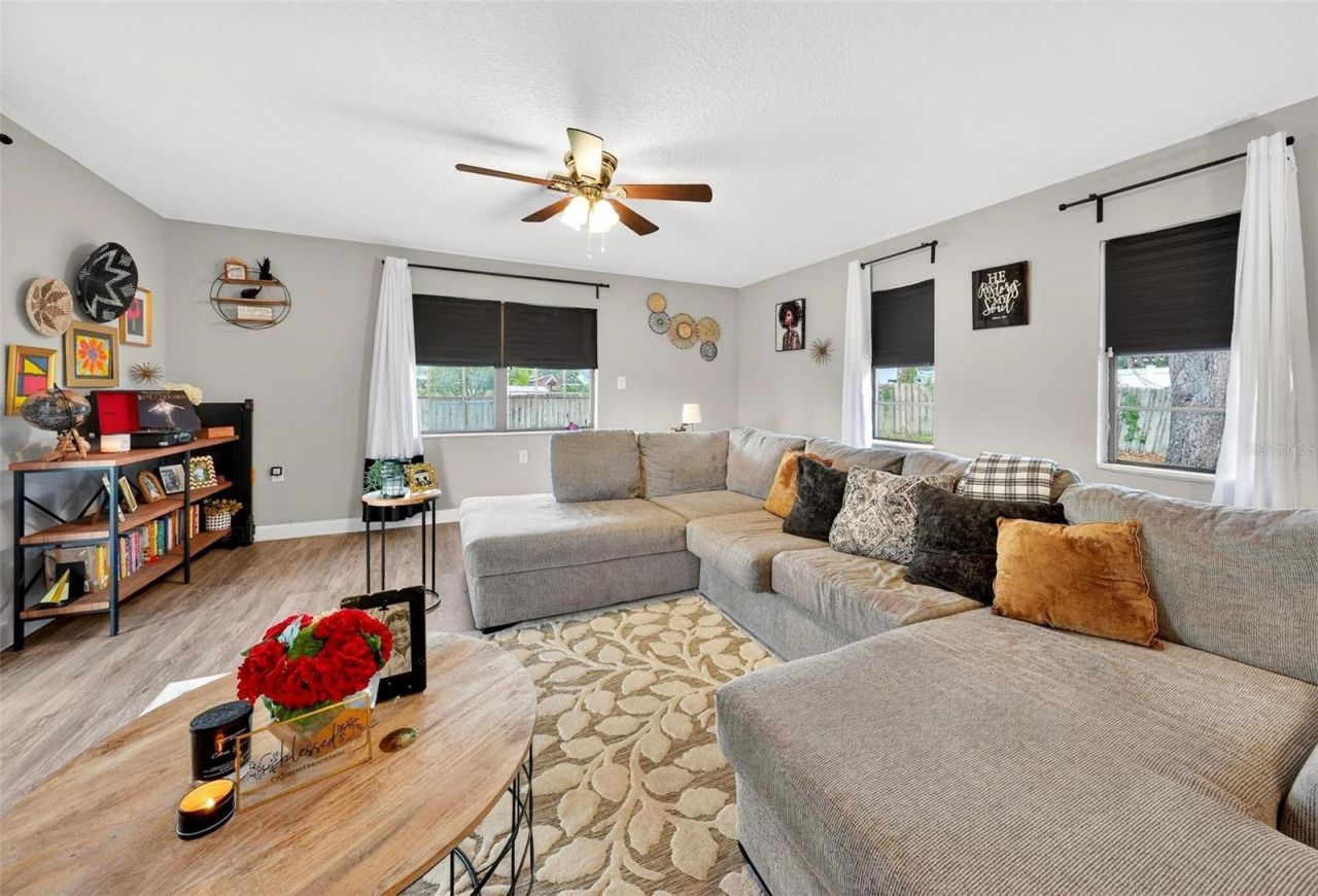 106 Portland Street, Eustis, FL 32726 Photo