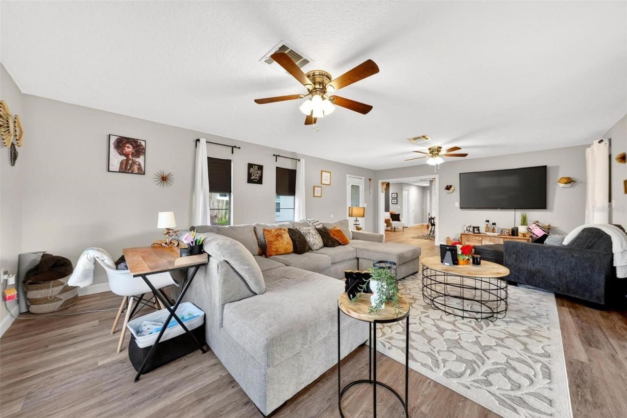 106 Portland Street, Eustis, FL 32726 Photo