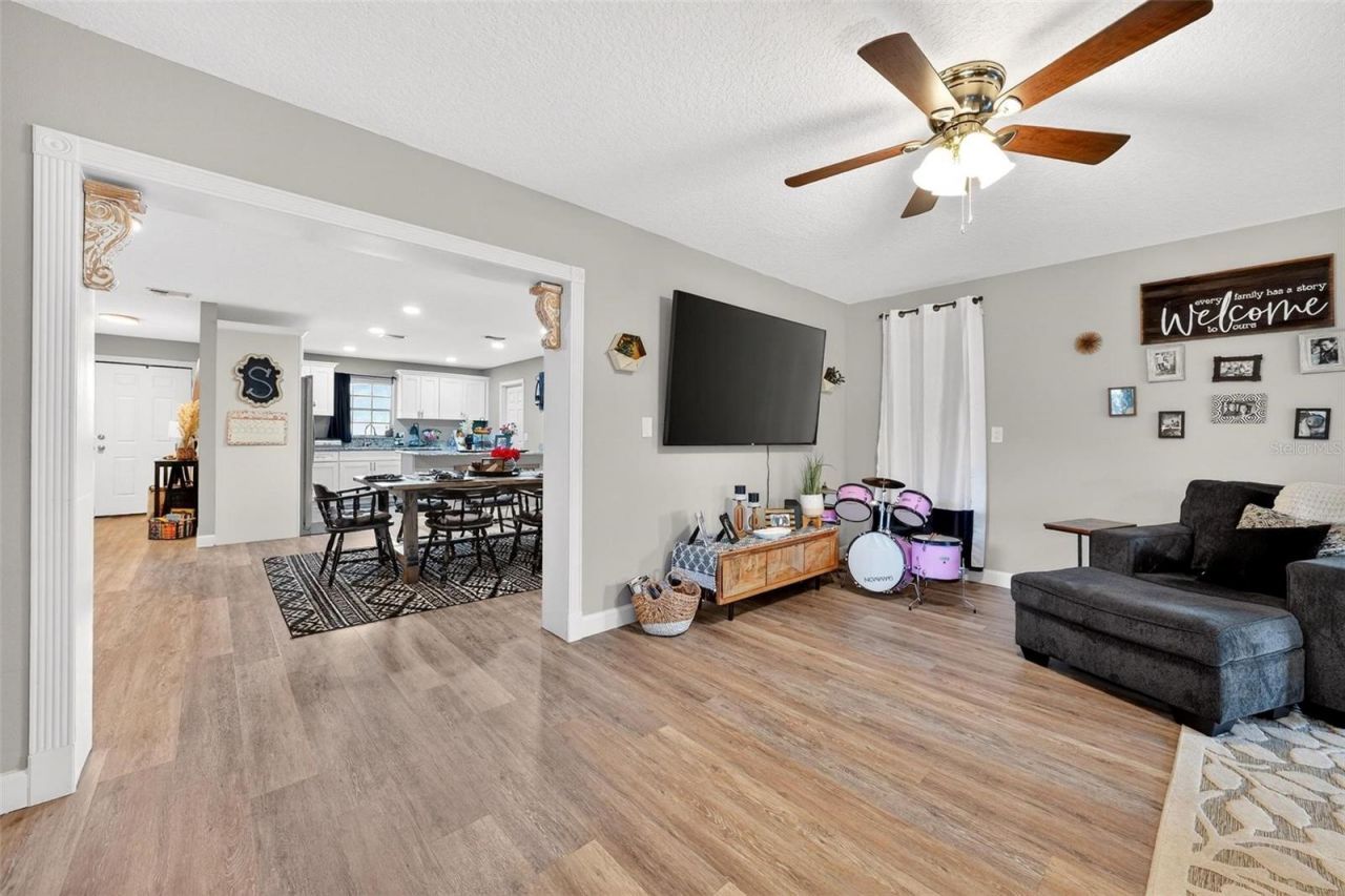 106 Portland Street, Eustis, FL 32726 Photo