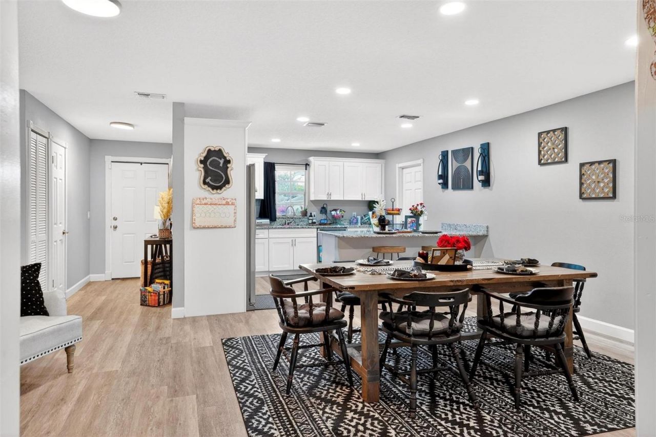 106 Portland Street, Eustis, FL 32726 Photo