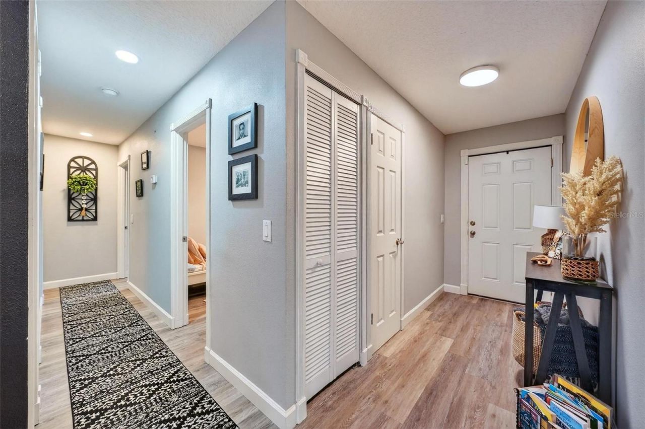 106 Portland Street, Eustis, FL 32726 Photo