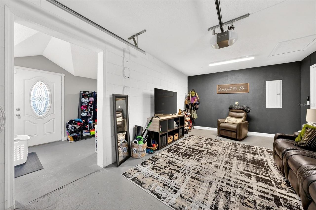 106 Portland Street, Eustis, FL 32726 Photo