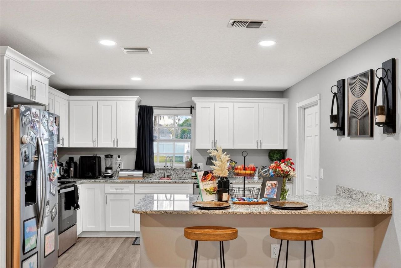 106 Portland Street, Eustis, FL 32726 Photo