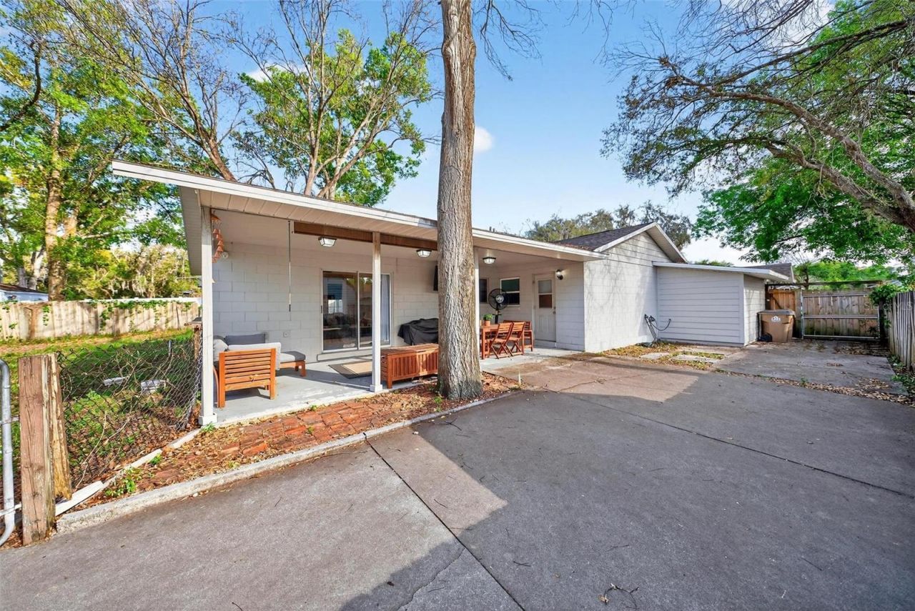 106 Portland Street, Eustis, FL 32726 Photo