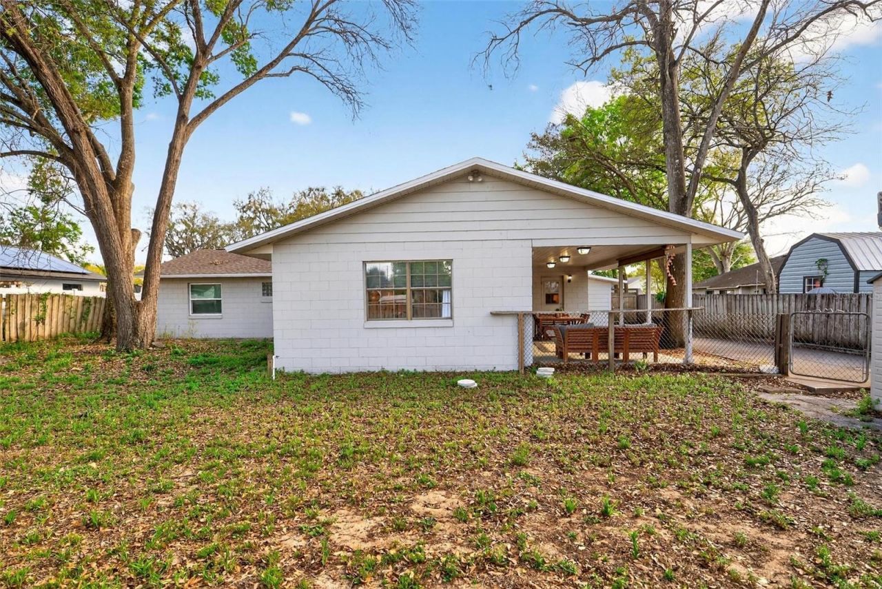 106 Portland Street, Eustis, FL 32726 Photo