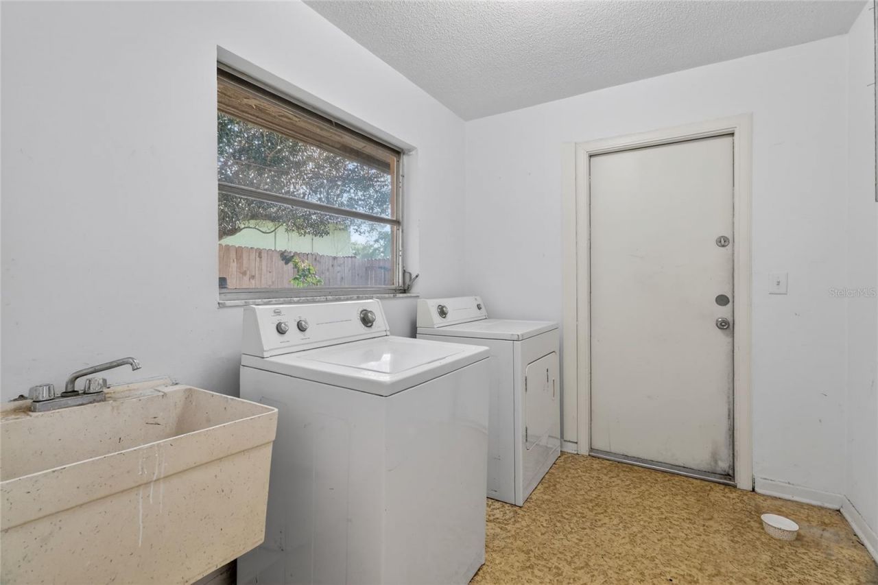 1301 Alameda Avenue , Clearwater, FL 33759 Photo