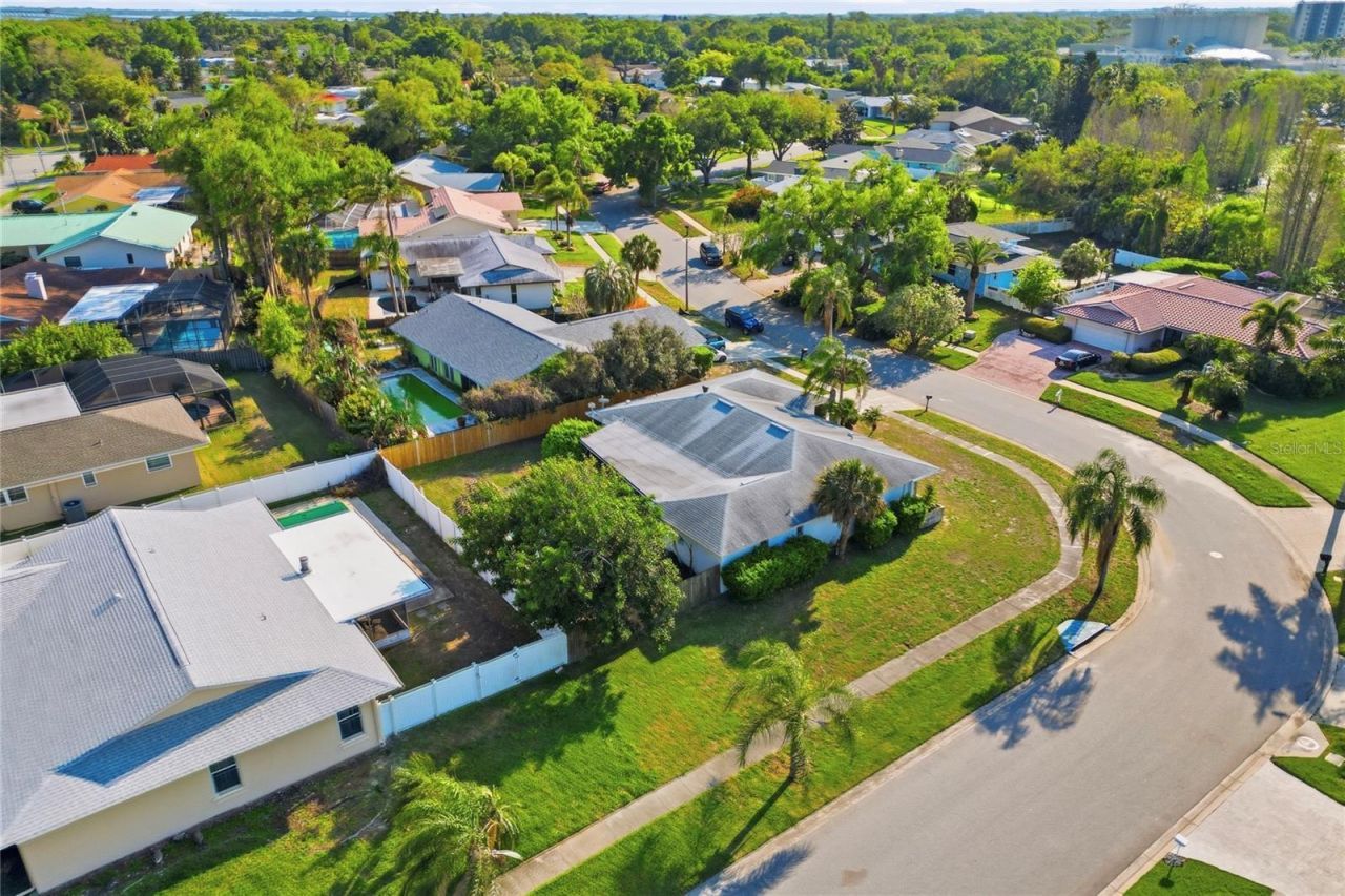 1301 Alameda Avenue , Clearwater, FL 33759 Photo