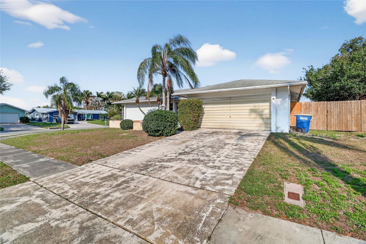 1301 Alameda Avenue , Clearwater, FL 33759 Photo