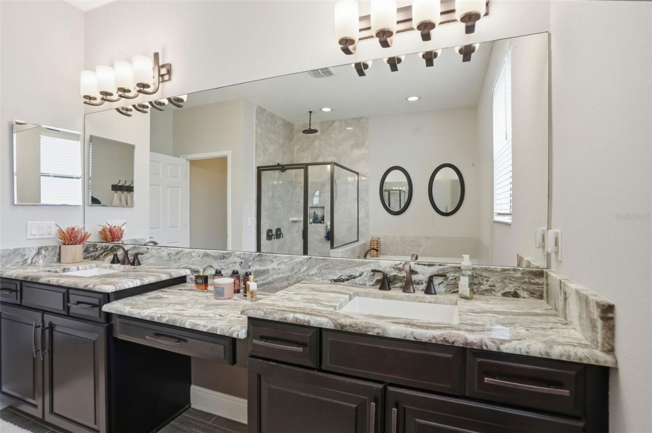 1897 Fox Grape Loop , Lutz, FL 33558 Photo