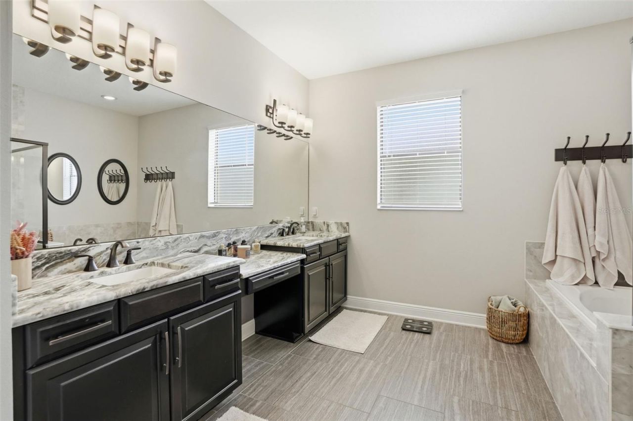 1897 Fox Grape Loop , Lutz, FL 33558 Photo