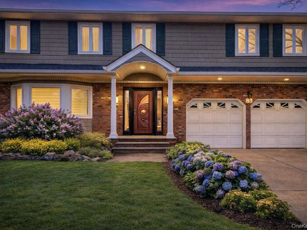 83 Arnold Court, East Rockaway, NY 11518