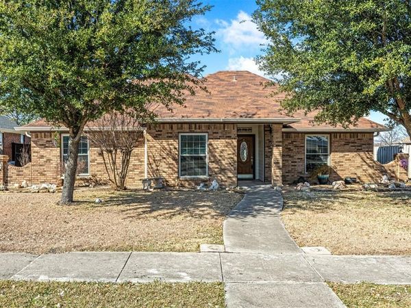 3913 Arizona Street, Sachse, TX 75048