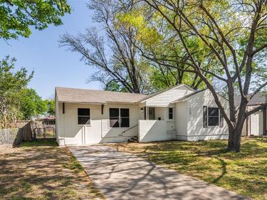 2129 Montalba Avenue, Dallas, TX 75228