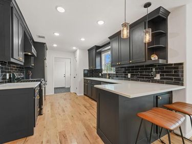 1212 Woodland Avenue, Fort Worth, TX 76110