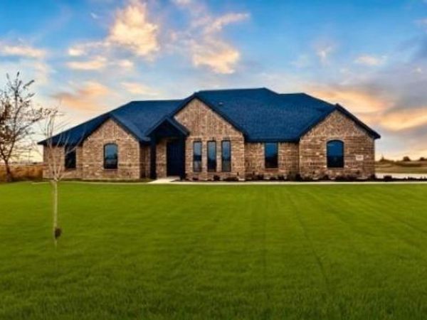 1165 Deerfield Drive, Wills Point, TX 75169