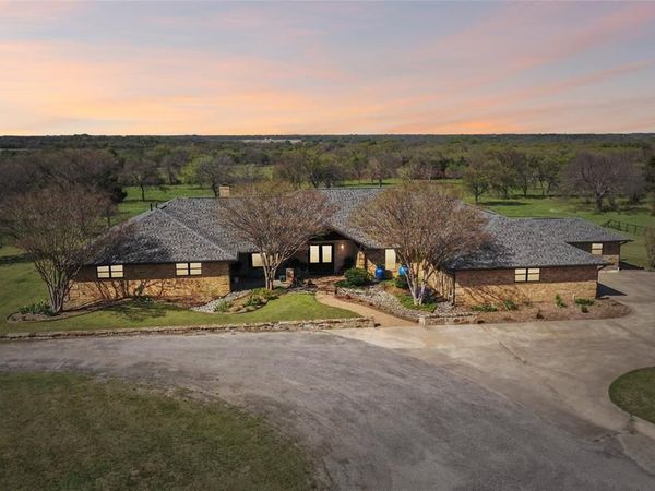 4517 Old Sherman Road, Whitesboro, TX 76273