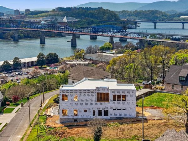 119 Baker Street, Chattanooga, TN 37405