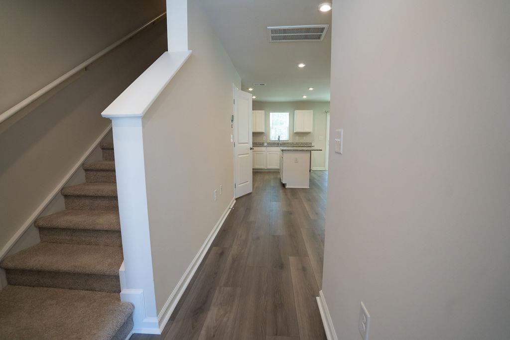 261 Christiana Ln.  Photo 5