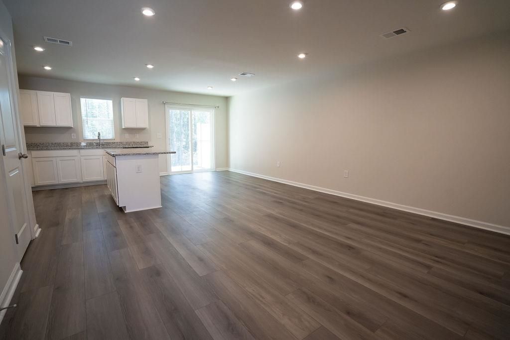 261 Christiana Ln.  Photo 6