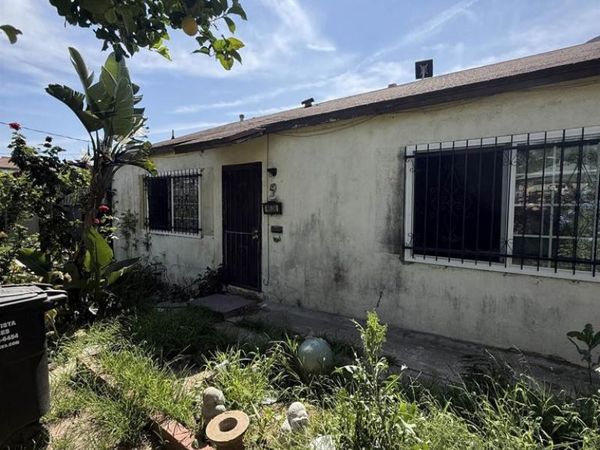 4636 E 2ND ST, Los Angeles, CA 90022