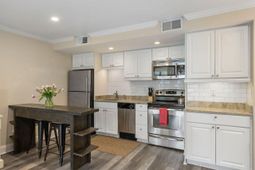 3572 Shipwatch Road photo 4