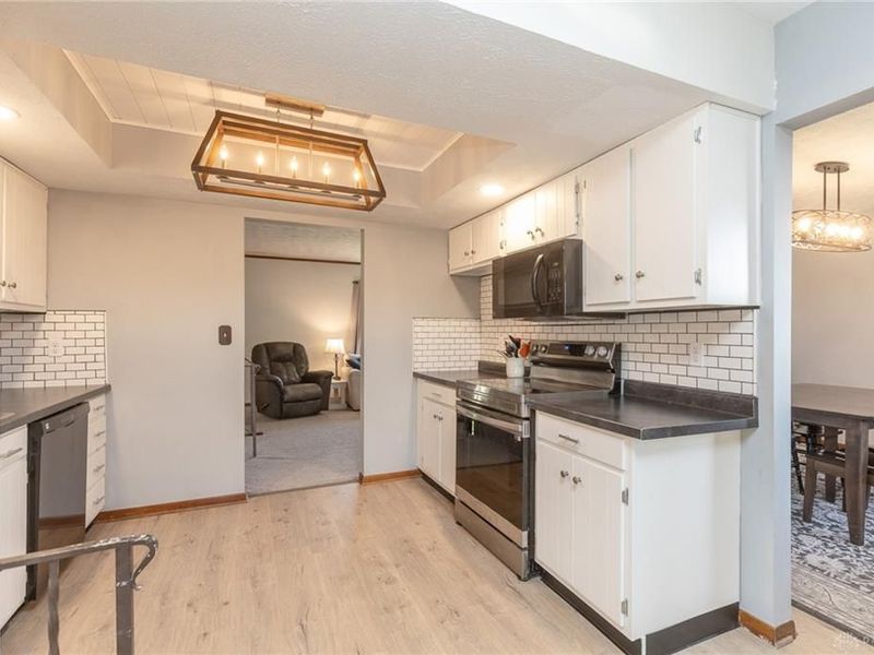 408 Bent Twig Drive, Vandalia, OH 45377 Photo 16