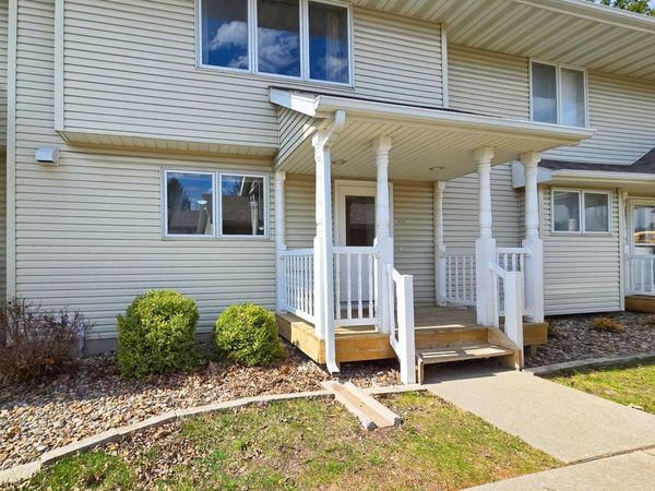 4712 Todd Drive, Ames, IA 50014