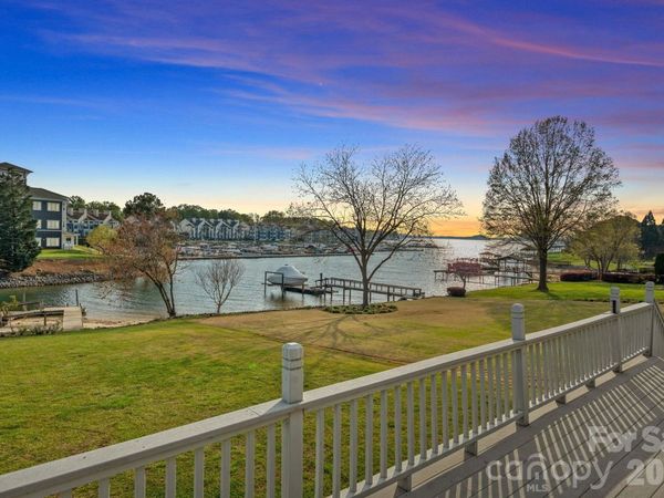 18726 Bluff Point Road, Cornelius, NC 28031