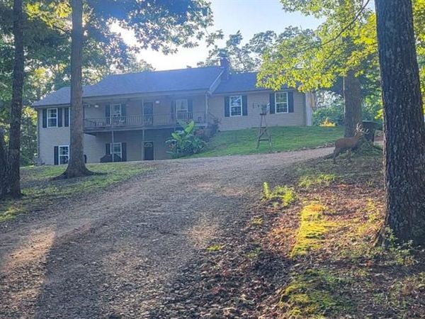 1605 Cody Road, Mount Airy, GA 30563