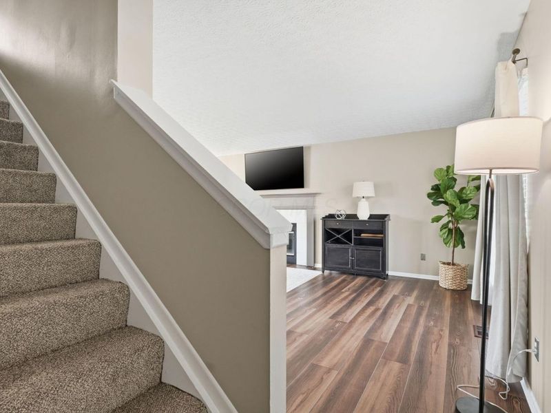 9003 Holquest Drive, Lewis Center, OH 43035 Photo 13