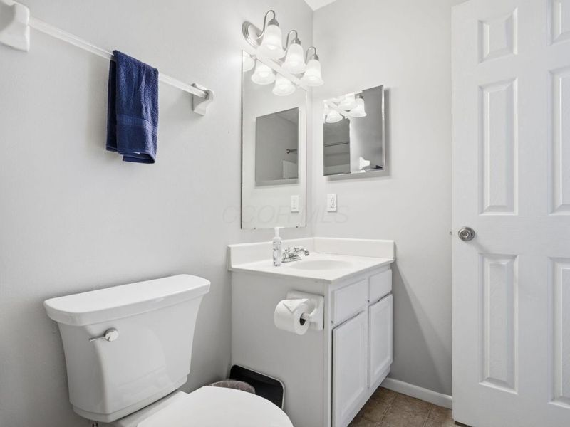 9003 Holquest Drive, Lewis Center, OH 43035 Photo 21