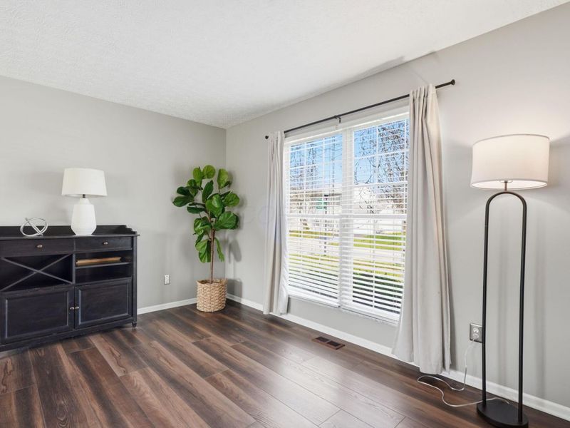 9003 Holquest Drive, Lewis Center, OH 43035 Photo 6