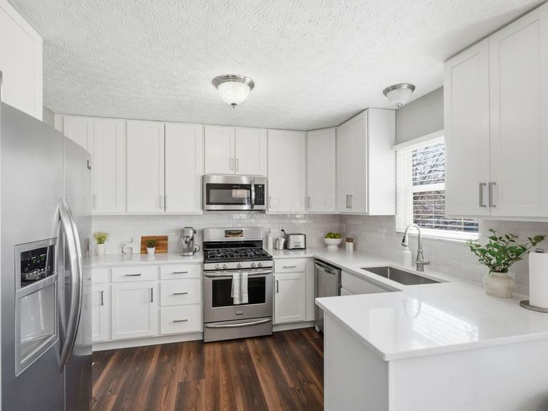 9003 Holquest Drive, Lewis Center, OH 43035 Photo 9