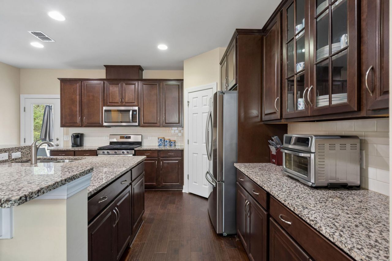 3122 Harding Court Photo 17