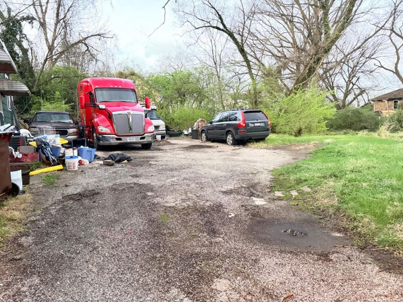 910 Byrd Avenue, Lincoln Heights, OH 45215 Photo 2