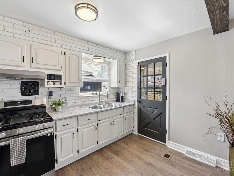 9231 Coogan Drive, Colerain Township, OH 45231 Photo 12