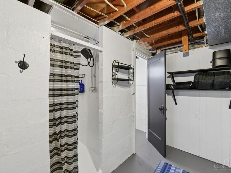 9231 Coogan Drive, Colerain Township, OH 45231 Photo 27