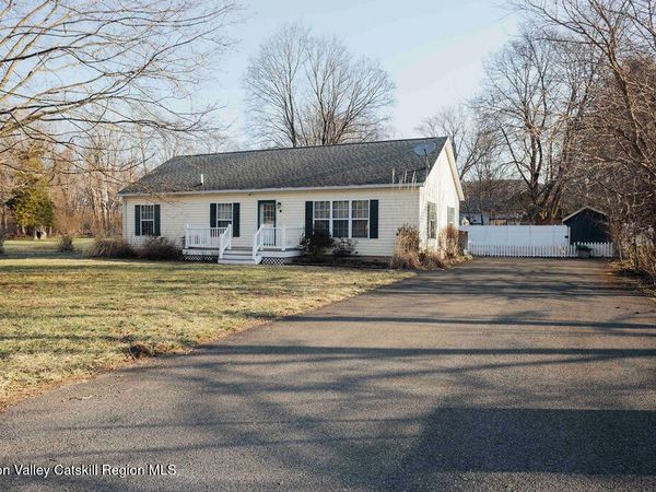 42 Elting Road, Catskill, NY 12414