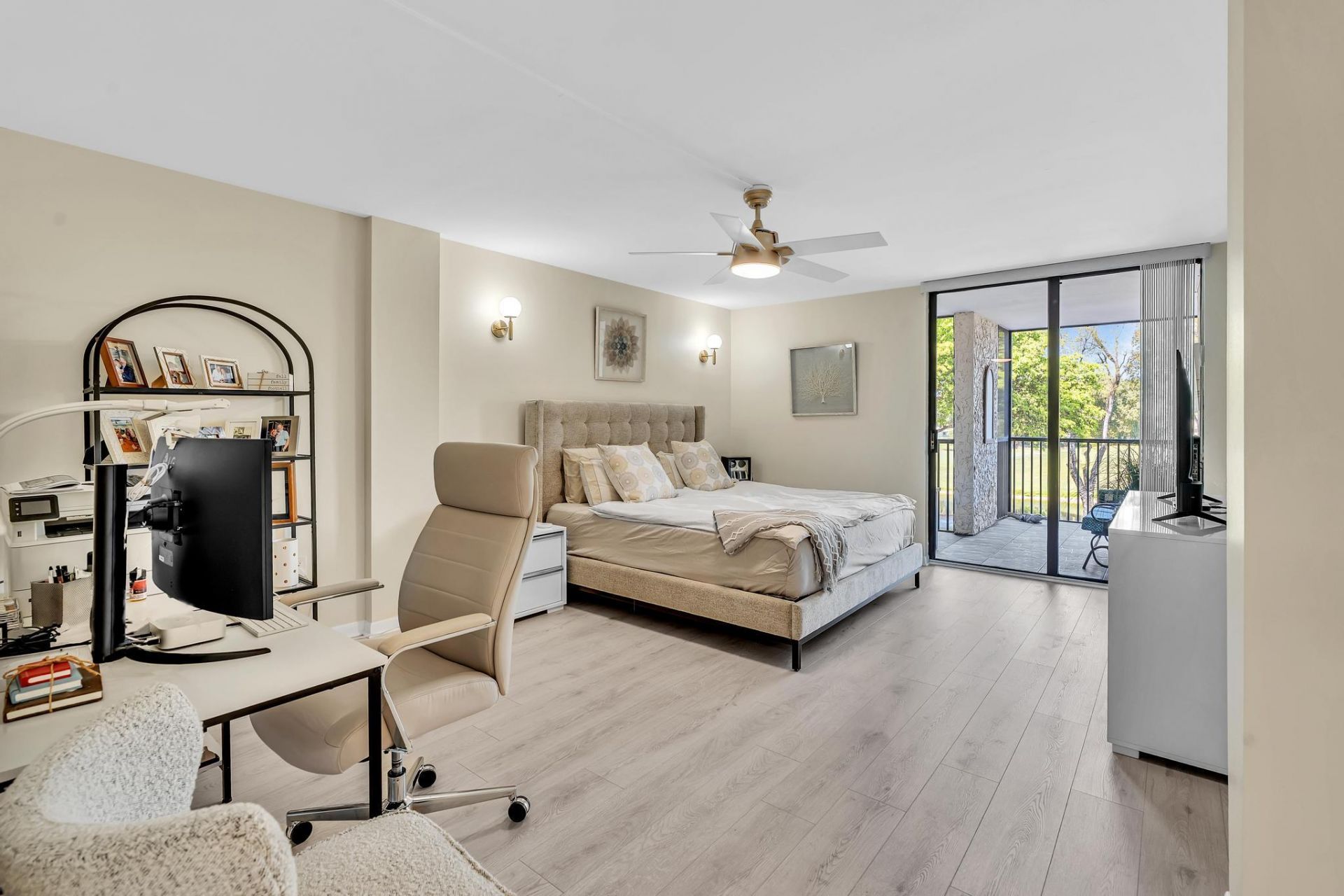 2804 N 46th Avenue, Unit C330, Hollywood, FL 33021 Photo