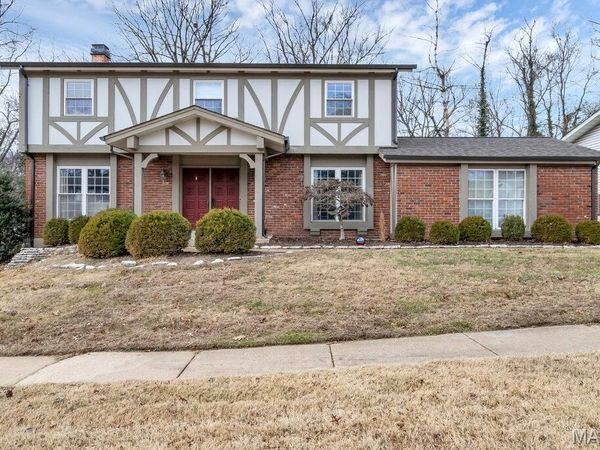 1275 Kennebec Road , Chesterfield, MO 63017