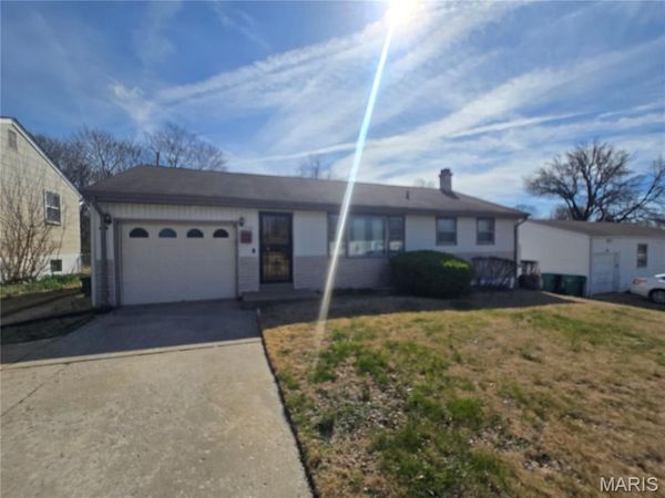 9732 Gloucester Drive , St Louis, MO 63137