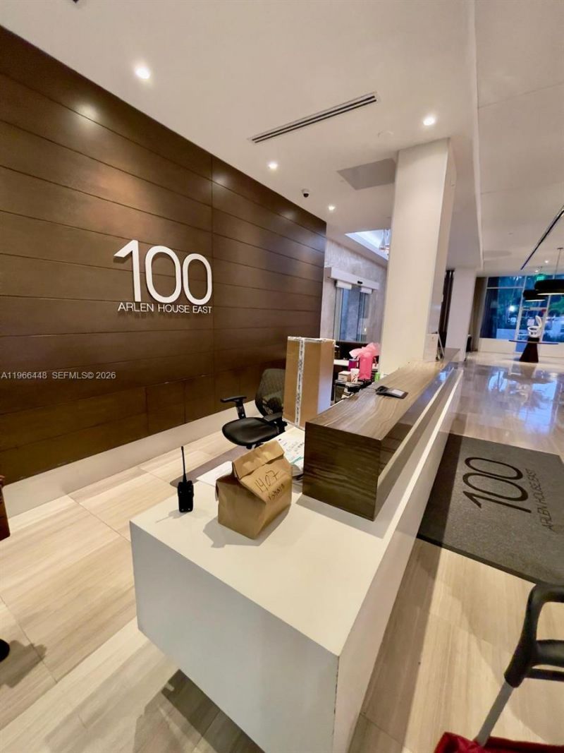 100 Bayview Dr, Unit 412, Sunny Isles Beach, FL 33160 Photo