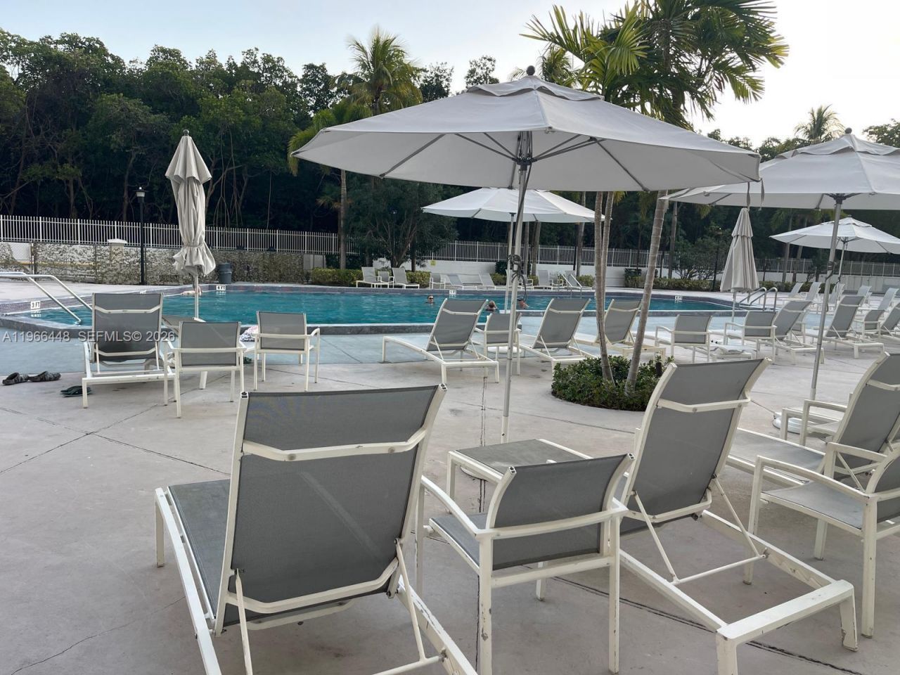 100 Bayview Dr, Unit 412, Sunny Isles Beach, FL 33160 Photo