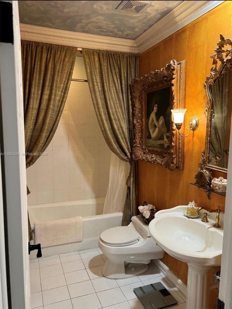 2190 SW 22 Terrace , Miami, FL 33145 Photo