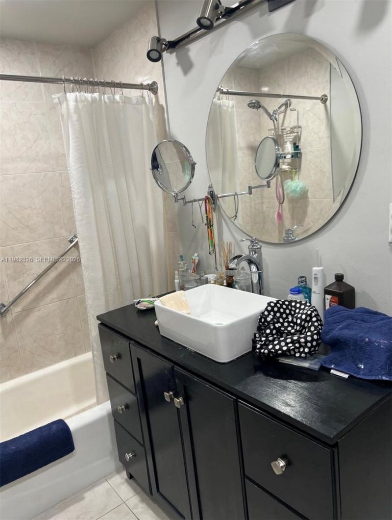 2190 SW 22 Terrace , Miami, FL 33145 Photo