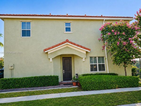 2370 SE 15th St, Homestead, FL 33035